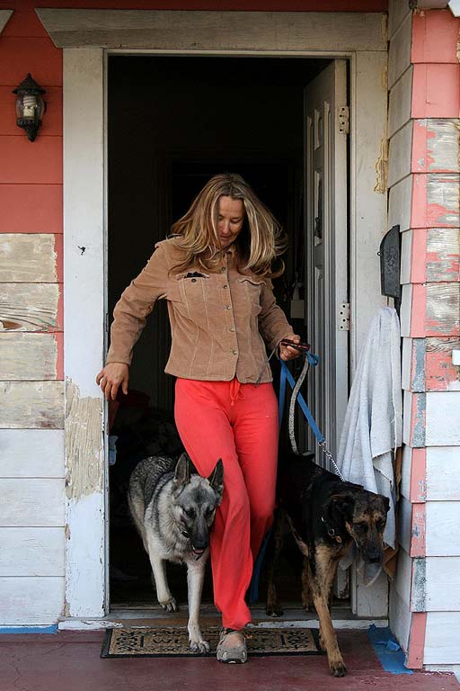 NYTimes, A Moment in Time: Ocean Beach Dog Wrangling